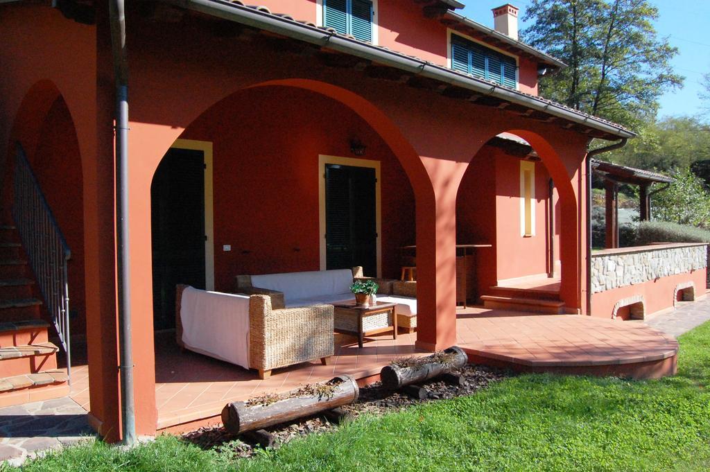 Villa Vitalina Ghivizzano Exteriör bild