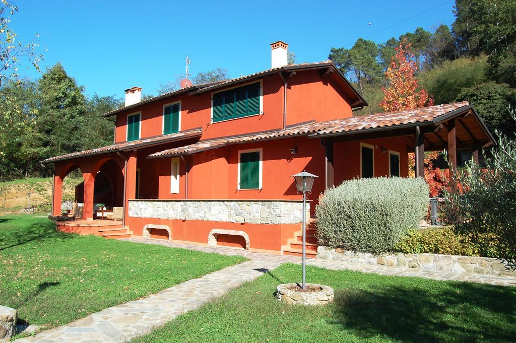 Villa Vitalina Ghivizzano Exteriör bild